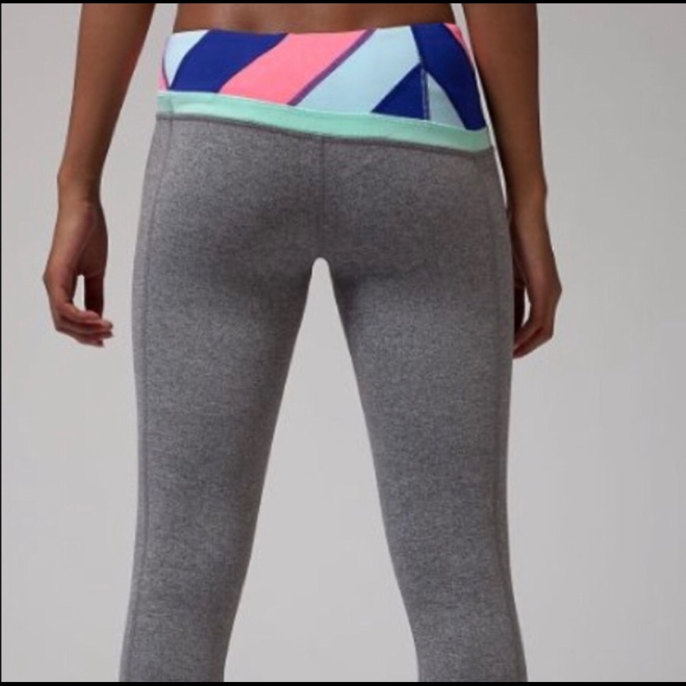 Ivivva Grey Leggings!